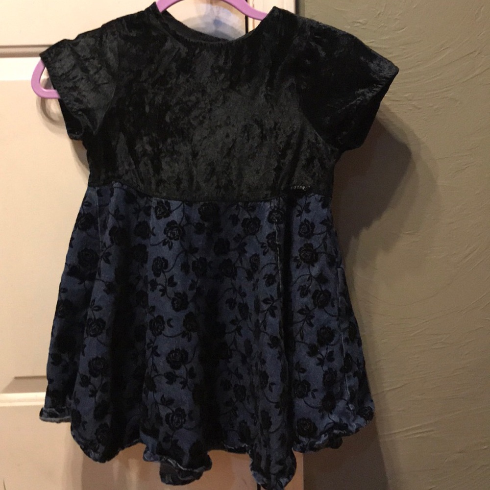 Girls dress